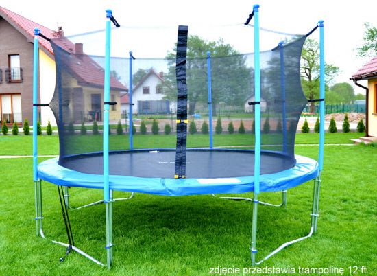 Trampolina ogrodowa marki TOP FITNESS z siatką wewnętrzną o średnicy 490 cm 16 FT