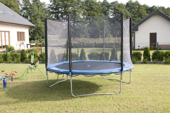 SIATKA ZEWNĘTRZNA DO TRAMPOLINY 8 FT - 244 CM TRAMPOLINA