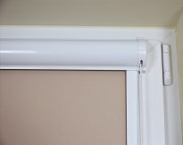 ROLETA W KASECIE UNI KOLEKCJA MATERIAŁÓW LUX